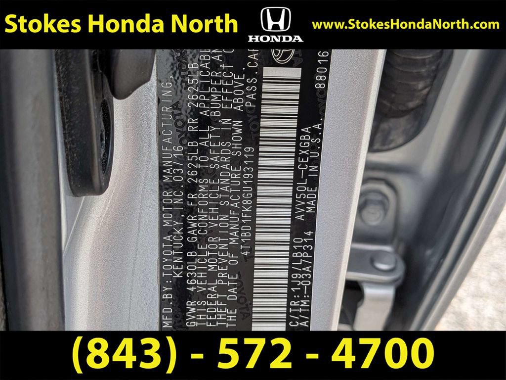 Used 2016 Toyota Camry XLE w/ Moonroof Package FWD image 9