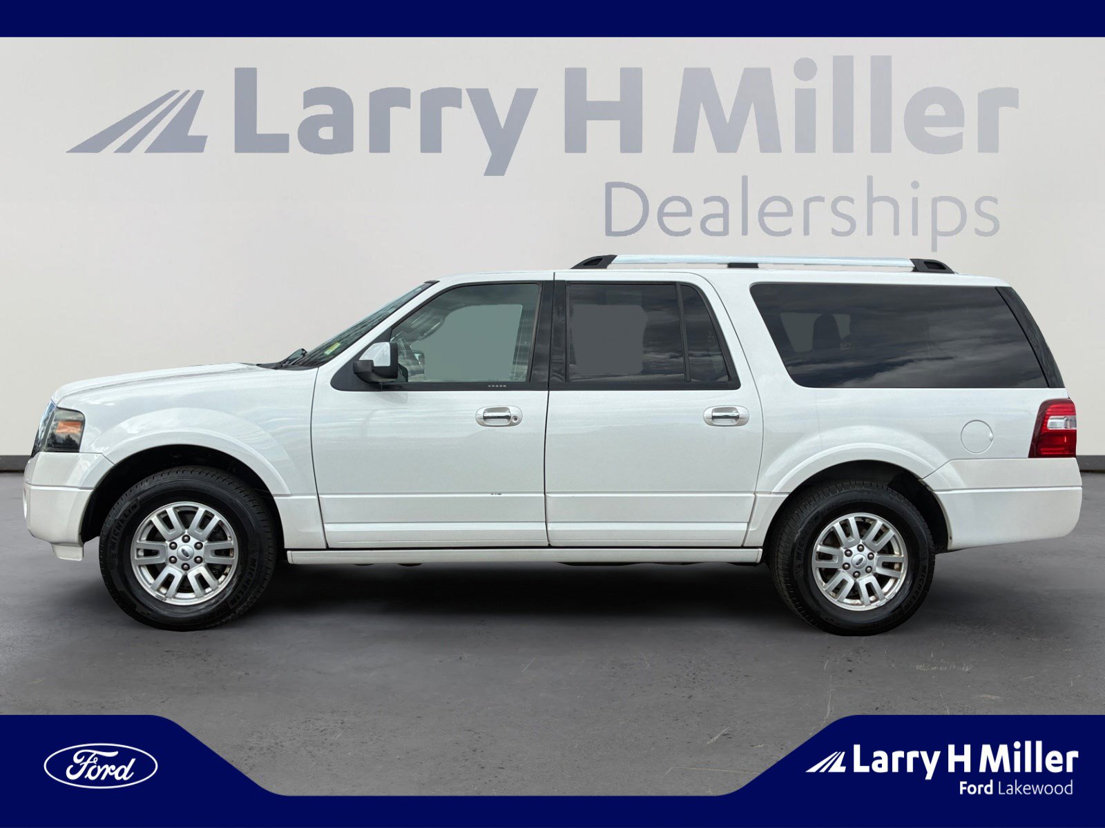 Used 2013 Ford Expedition EL Limited image 2
