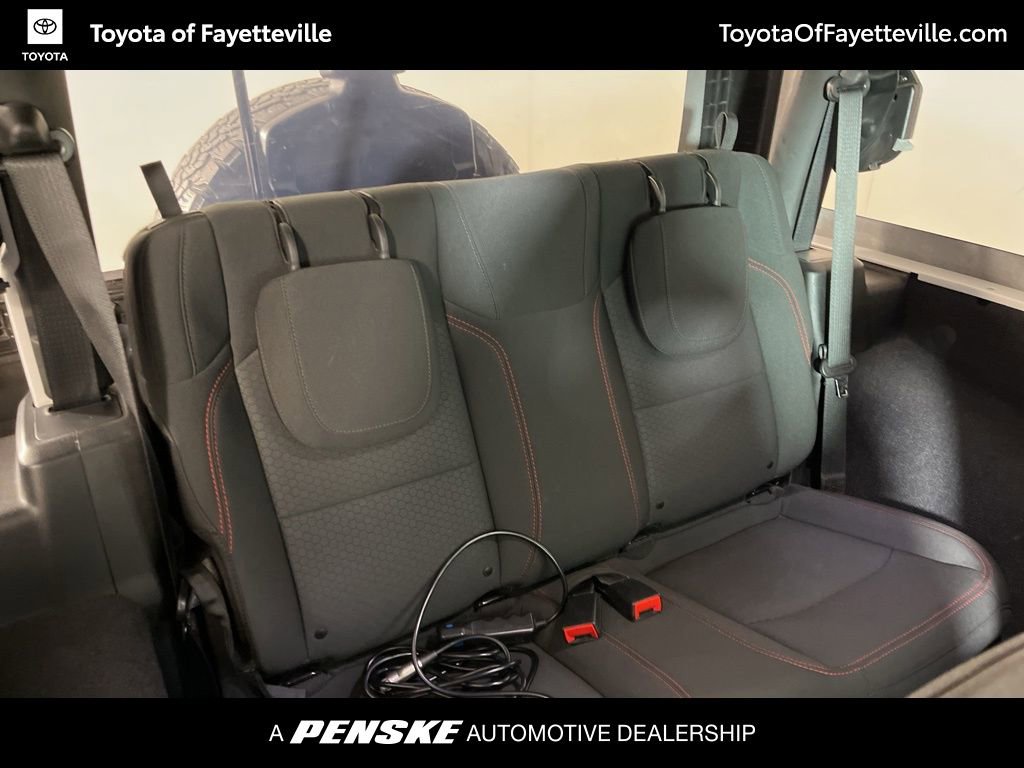 Used 2023 Jeep Wrangler Rubicon w/ LED Lighting Group image 9