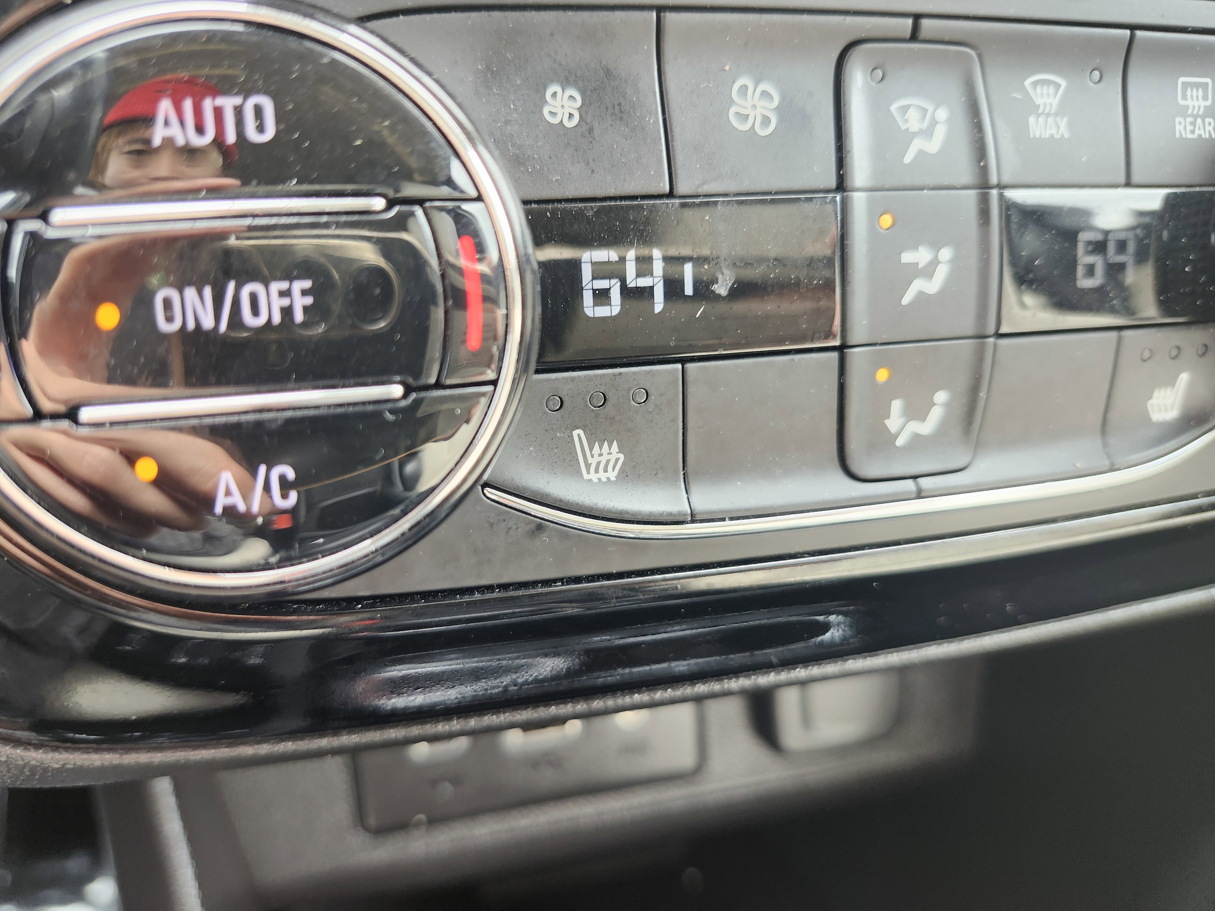 Used 2020 Buick Encore GX Select image 8