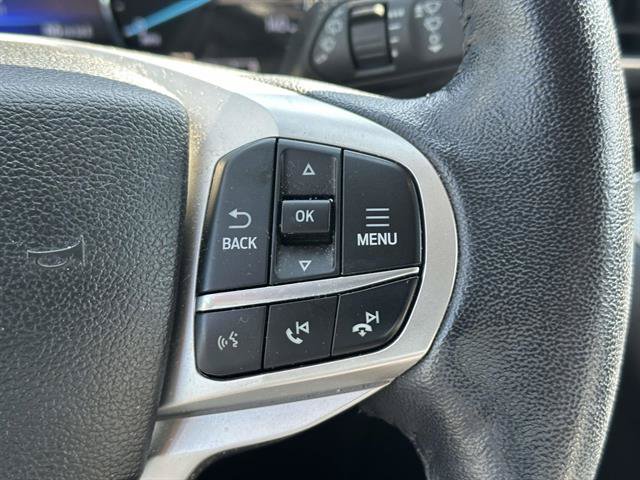 Used 2023 Ford Explorer XLT w/ Equipment Group 202A AWD/4WD image 38