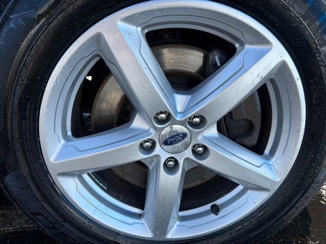 Used 2017 Ford Explorer XLT w/ Equipment Group 202A image 10