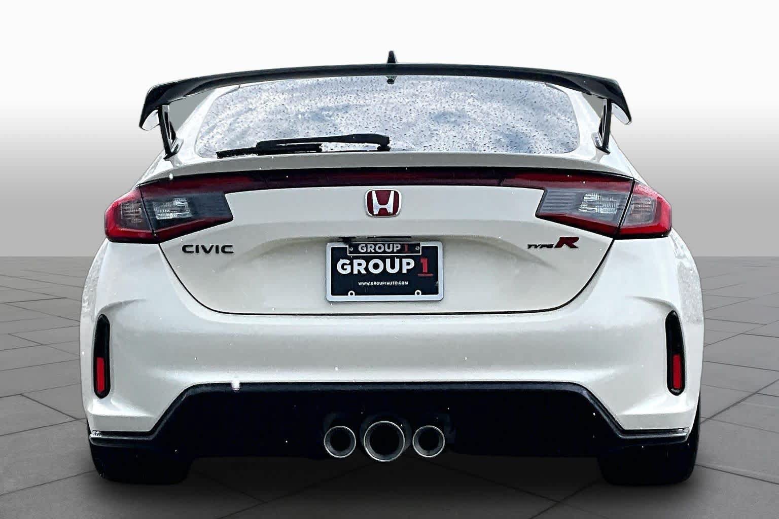 Used 2025 Honda Civic Type R image 4