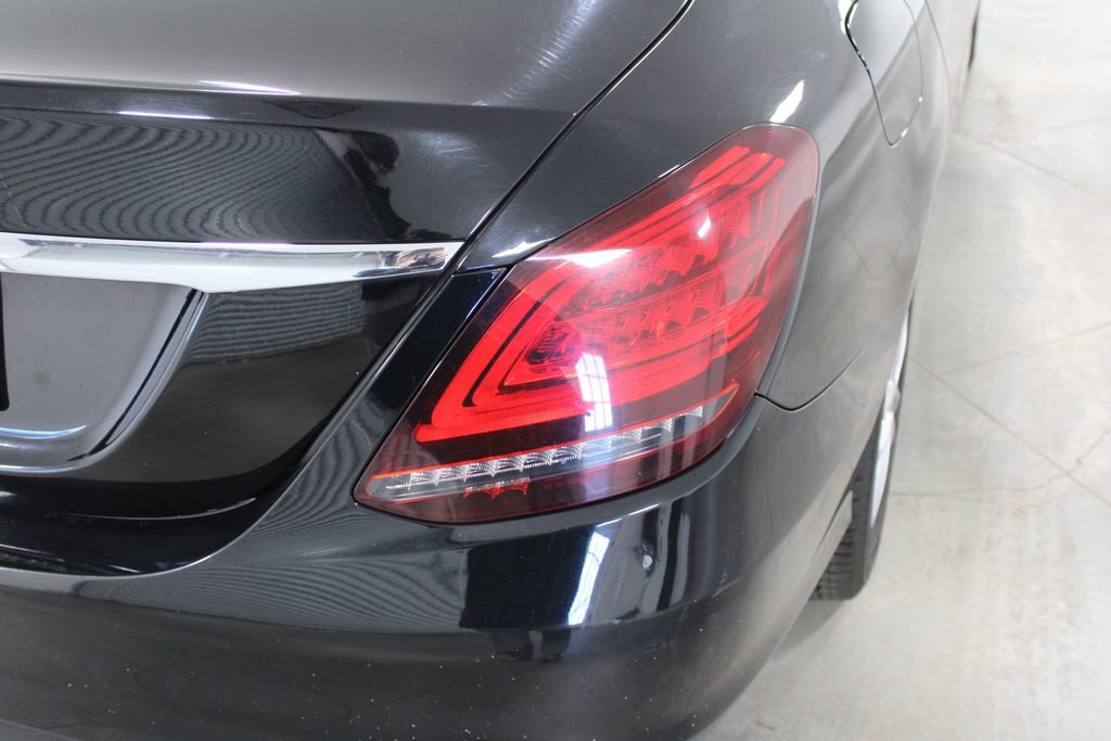 Used 2019 Mercedes-Benz C 300 Sedan image 12