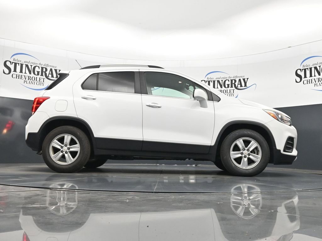 Used 2020 Chevrolet Trax LT w/ LT Convenience Package FWD image 33