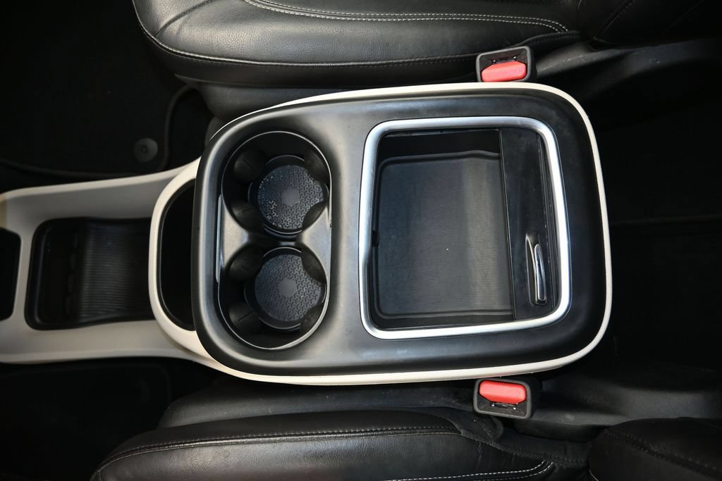 Used 2022 Chrysler Pacifica Touring-L FWD image 18