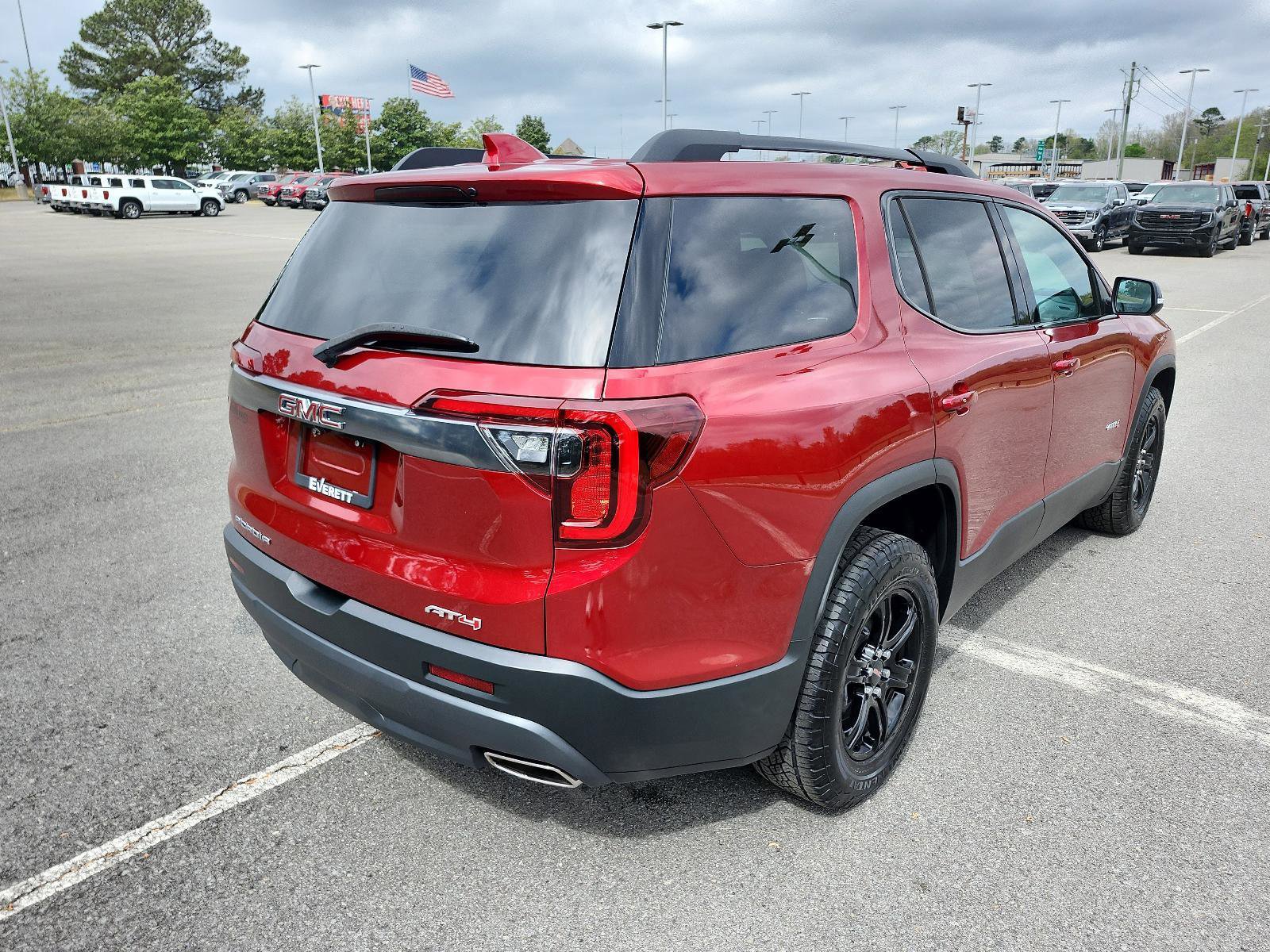 Certified 2023 GMC Acadia AT4 w/ Technology Package image 3