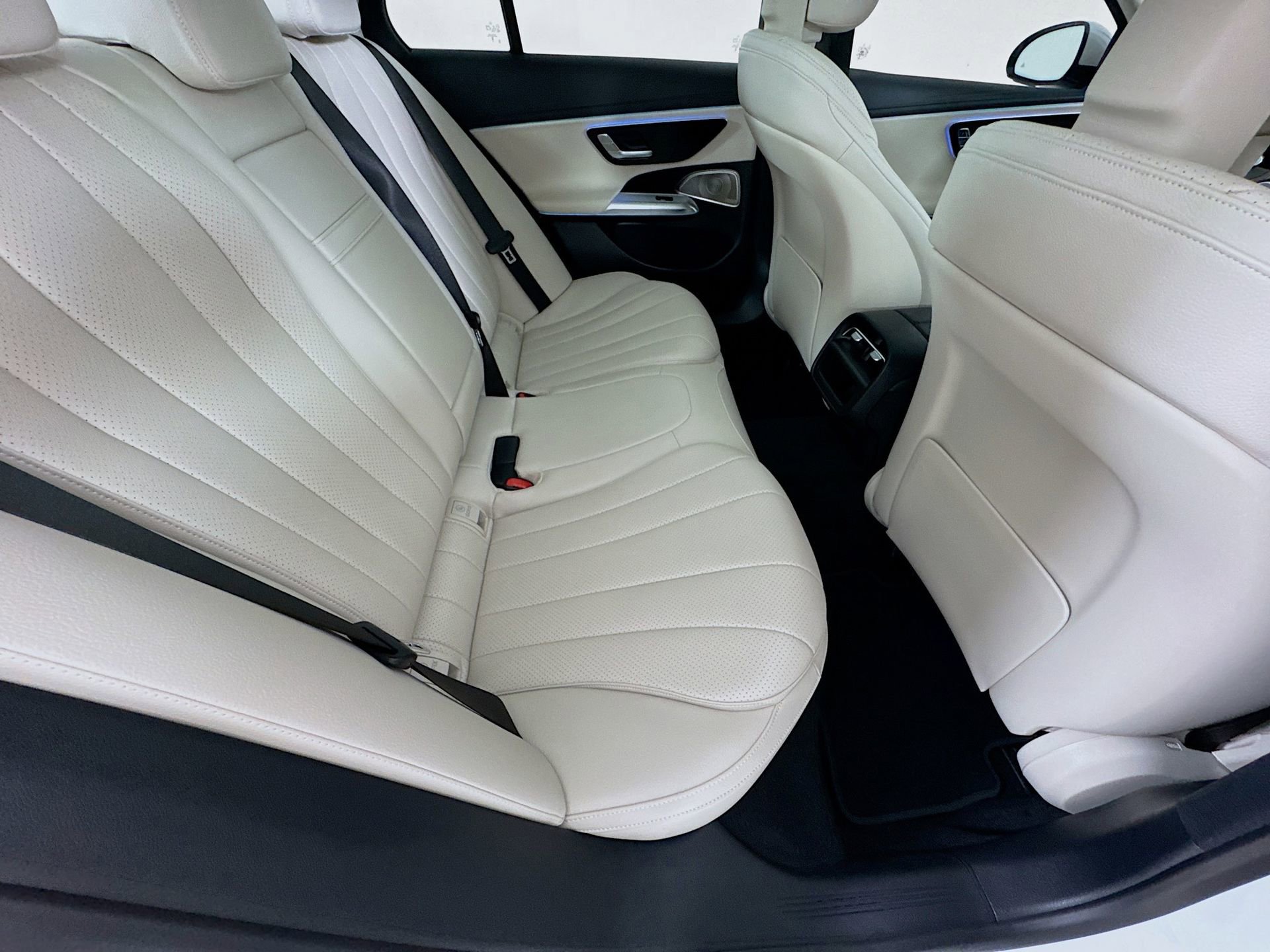 New 2026 Mercedes-Benz E 350 Sedan image 30