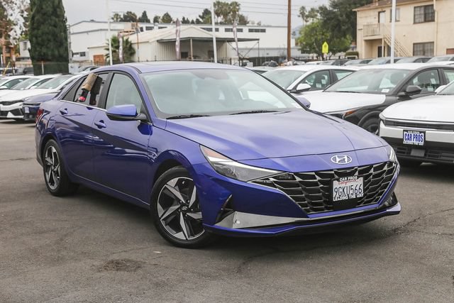 Used 2023 Hyundai Elantra Limited FWD image 2