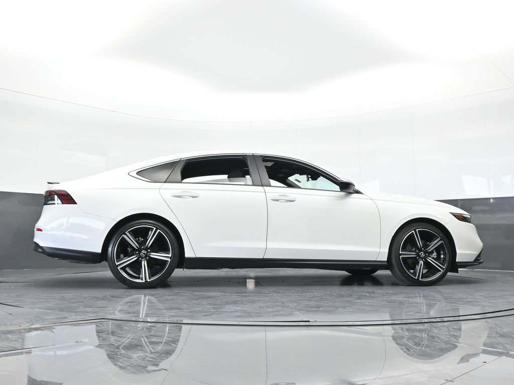 Used 2023 Honda Accord Sport image 55