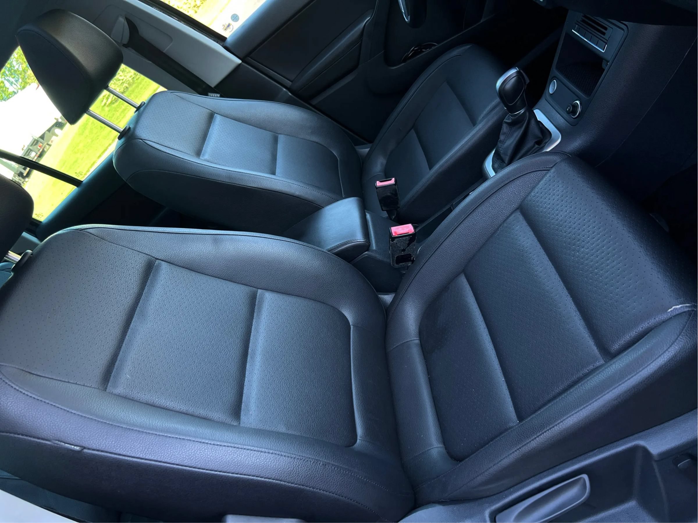Used 2017 Volkswagen Tiguan Wolfsburg Edition FWD image 18