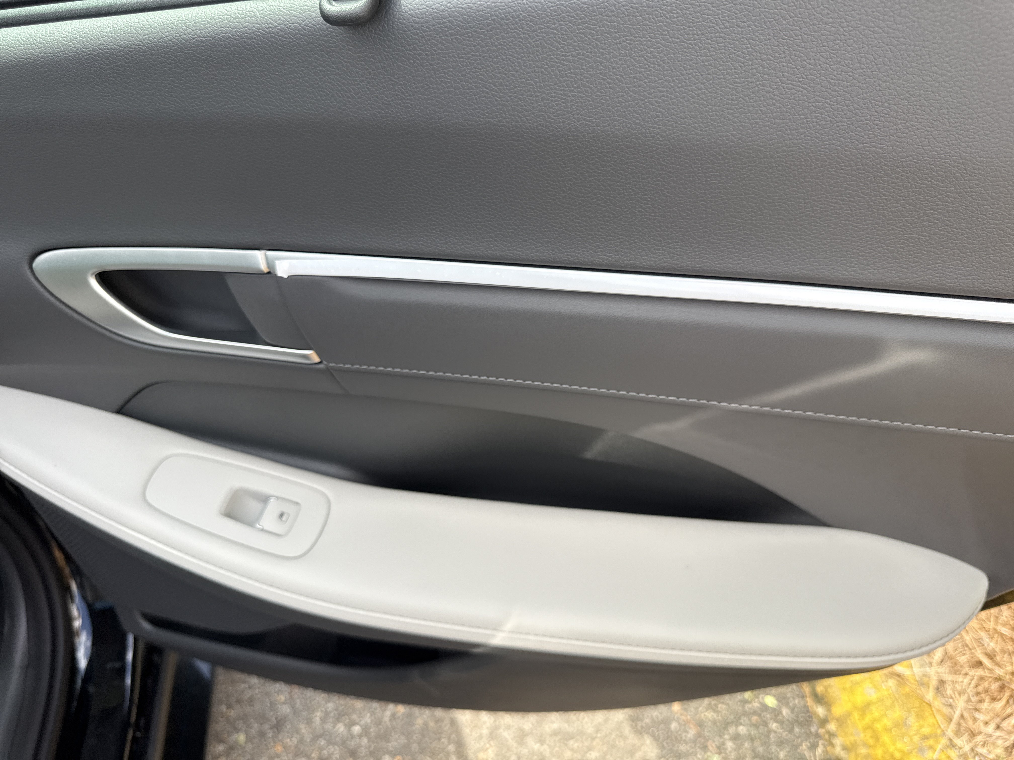 New 2026 Hyundai Sonata Limited FWD image 16