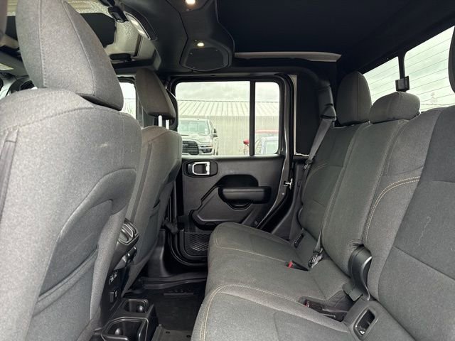 Used 2024 Jeep Gladiator Sport image 18