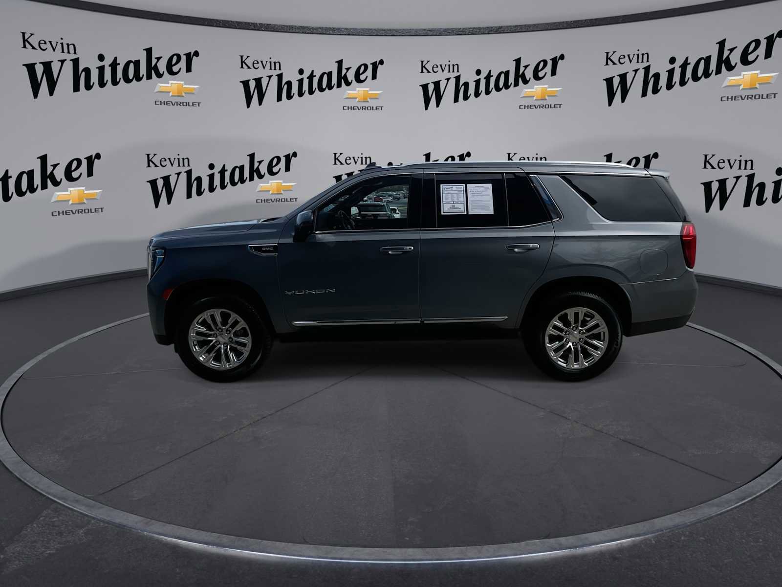 Used 2021 GMC Yukon SLT w/ SLT Luxury Plus Package image 5