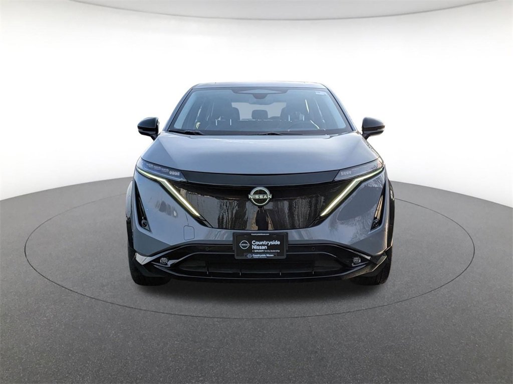 Used 2024 Nissan Ariya AWD image 2