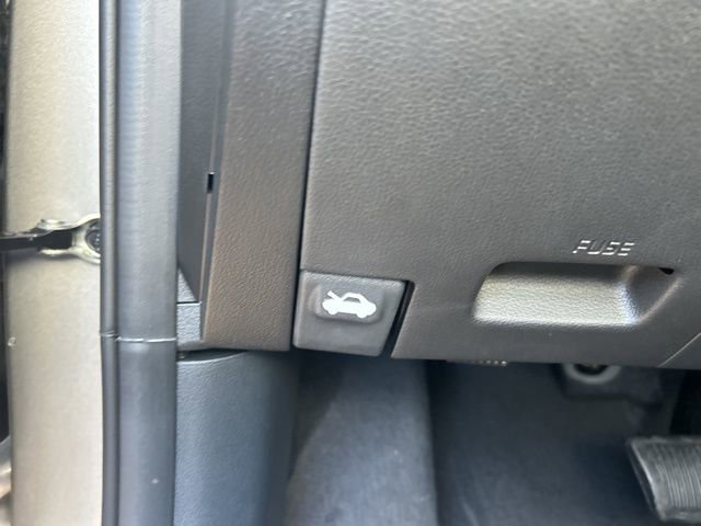 Used 2026 Hyundai Venue SEL image 24