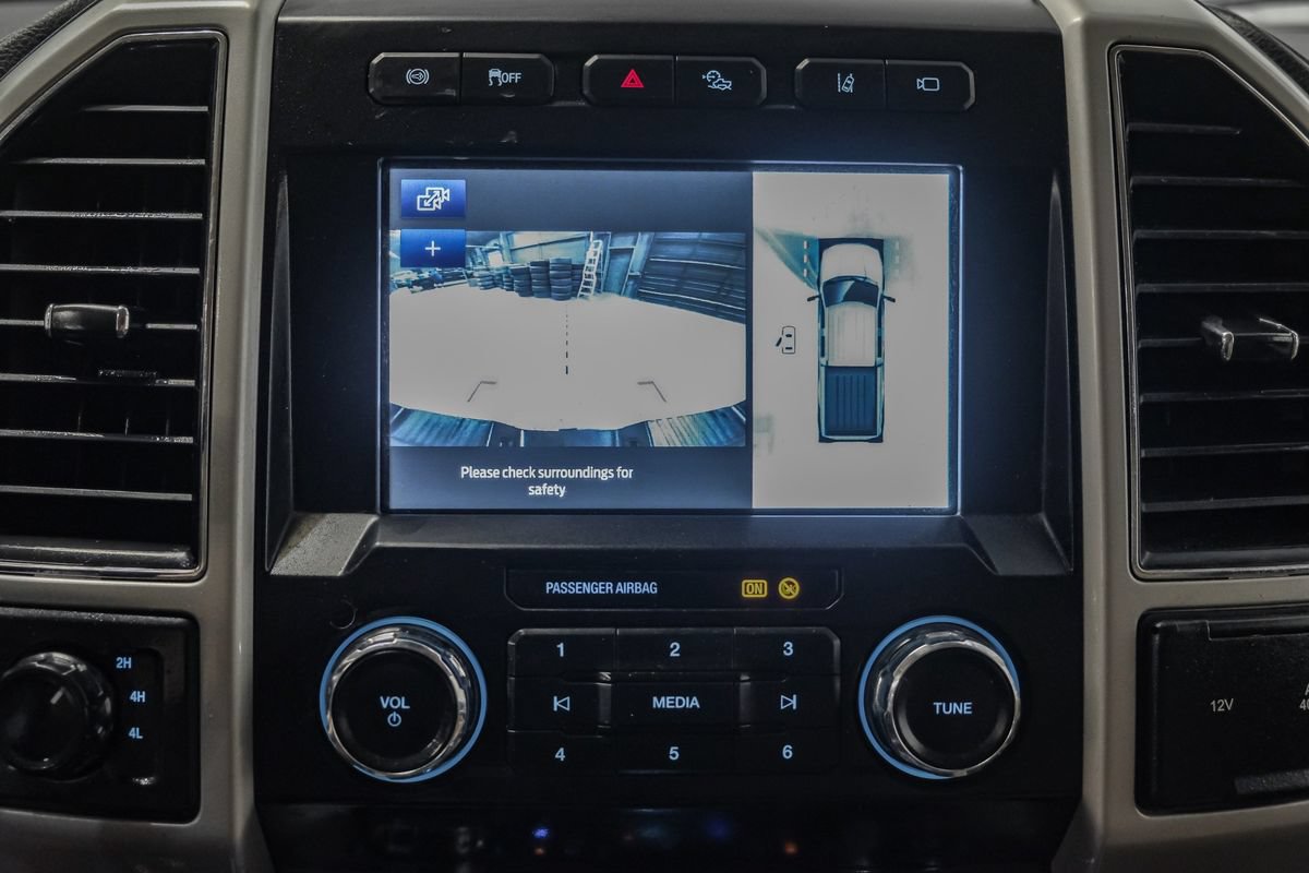 Used 2020 Ford F250 Lariat w/ Tremor Off-Road Package AWD/4WD image 21