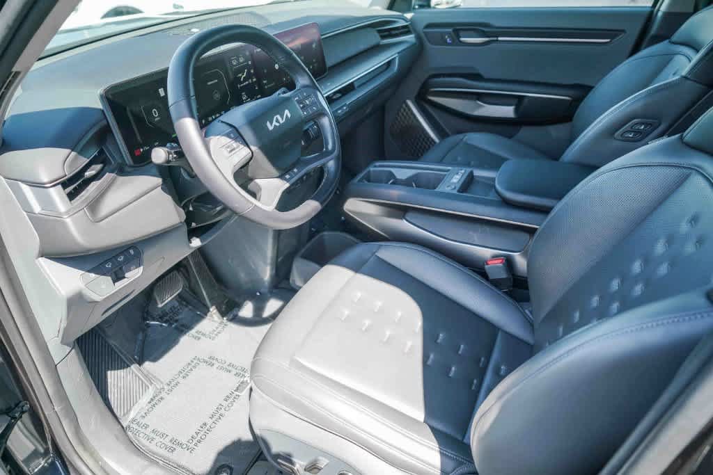 Certified 2024 Kia EV9 Wind AWD/4WD image 13