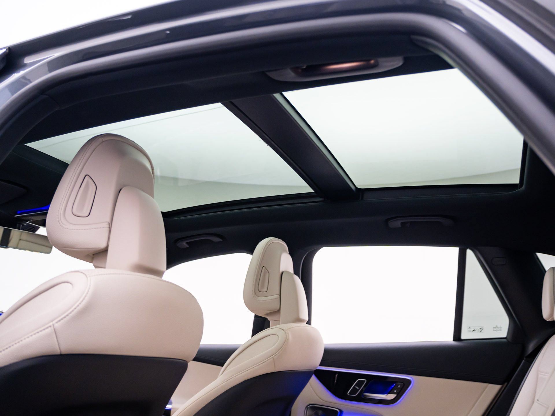 Certified 2023 Mercedes-Benz GLC 300 4MATIC image 19