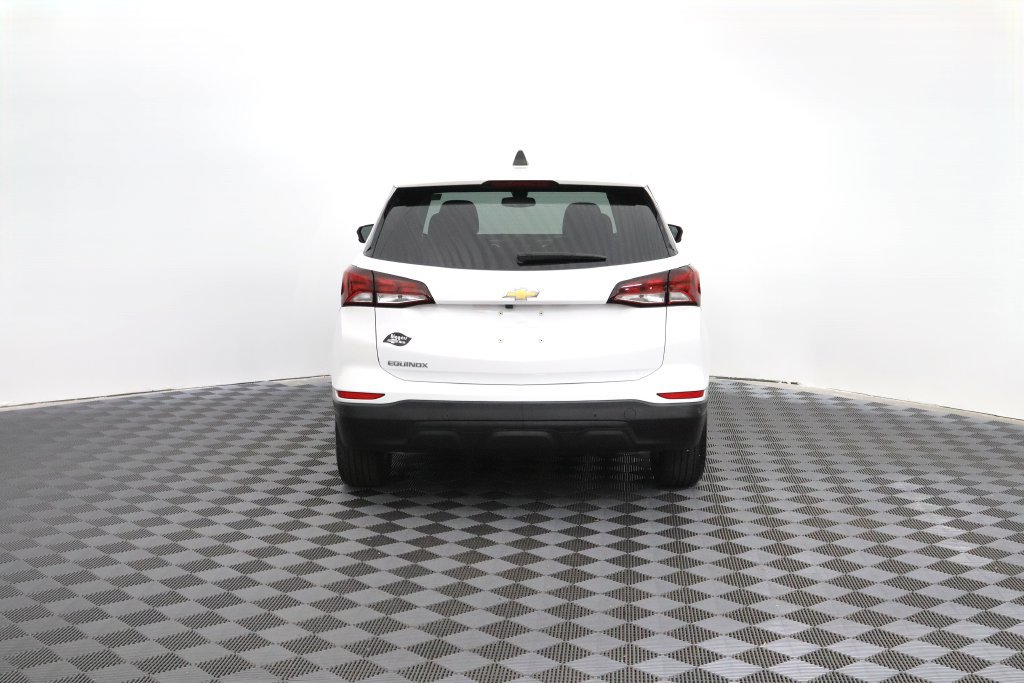 Used 2024 Chevrolet Equinox LS w/ LS Convenience Package FWD image 7
