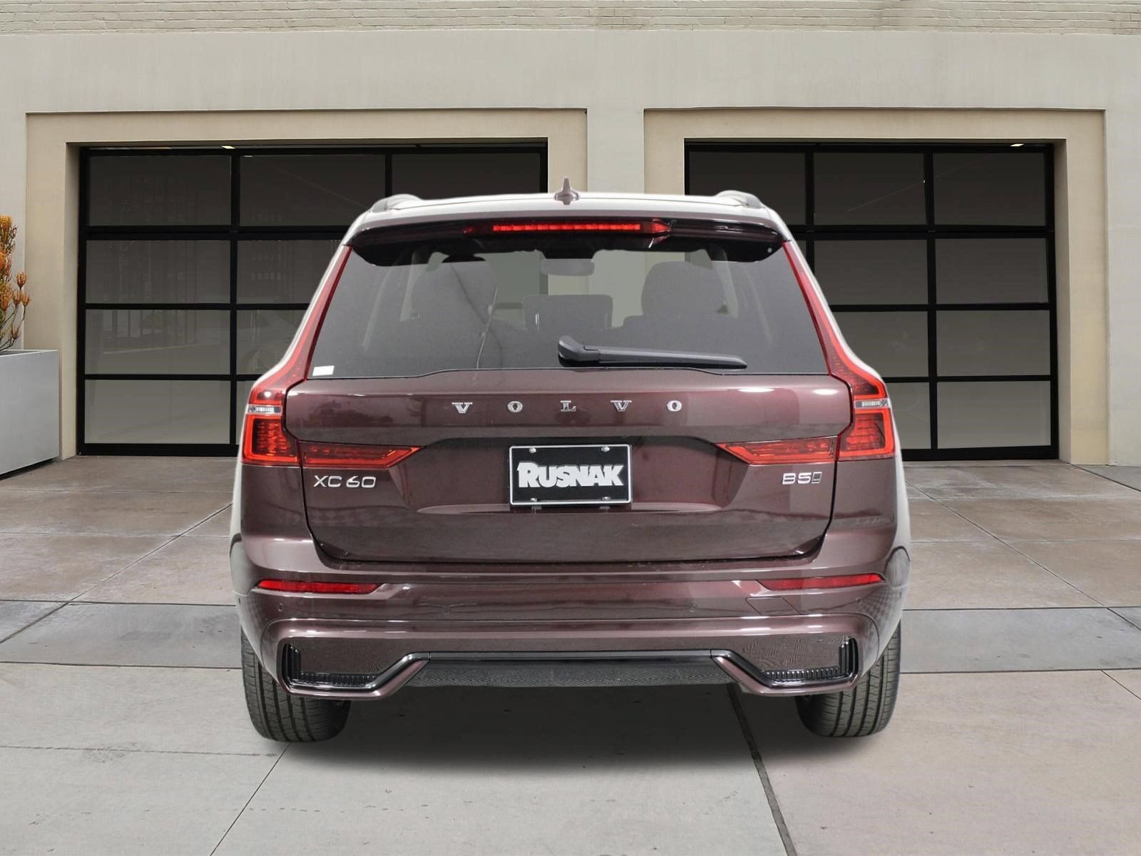 New 2026 Volvo XC60 B5 Plus AWD/4WD image 4