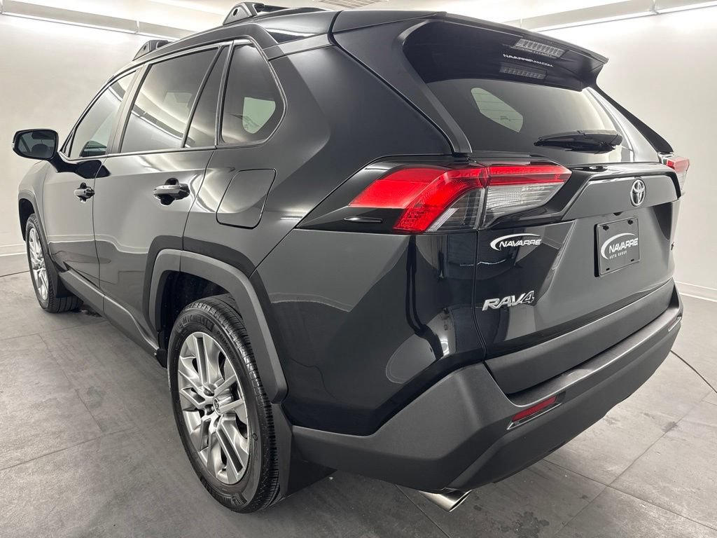 Used 2022 Toyota RAV4 XLE Premium FWD image 7