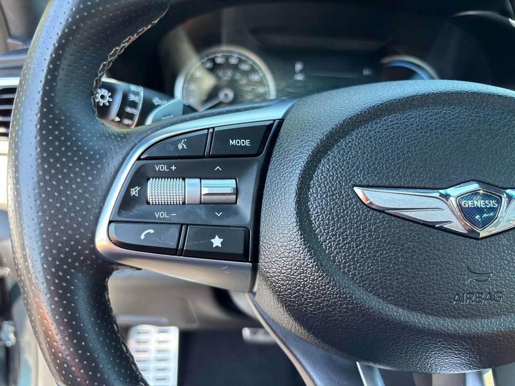 Used 2023 Genesis G70 2.0T w/ Sport Prestige Package AWD/4WD image 21