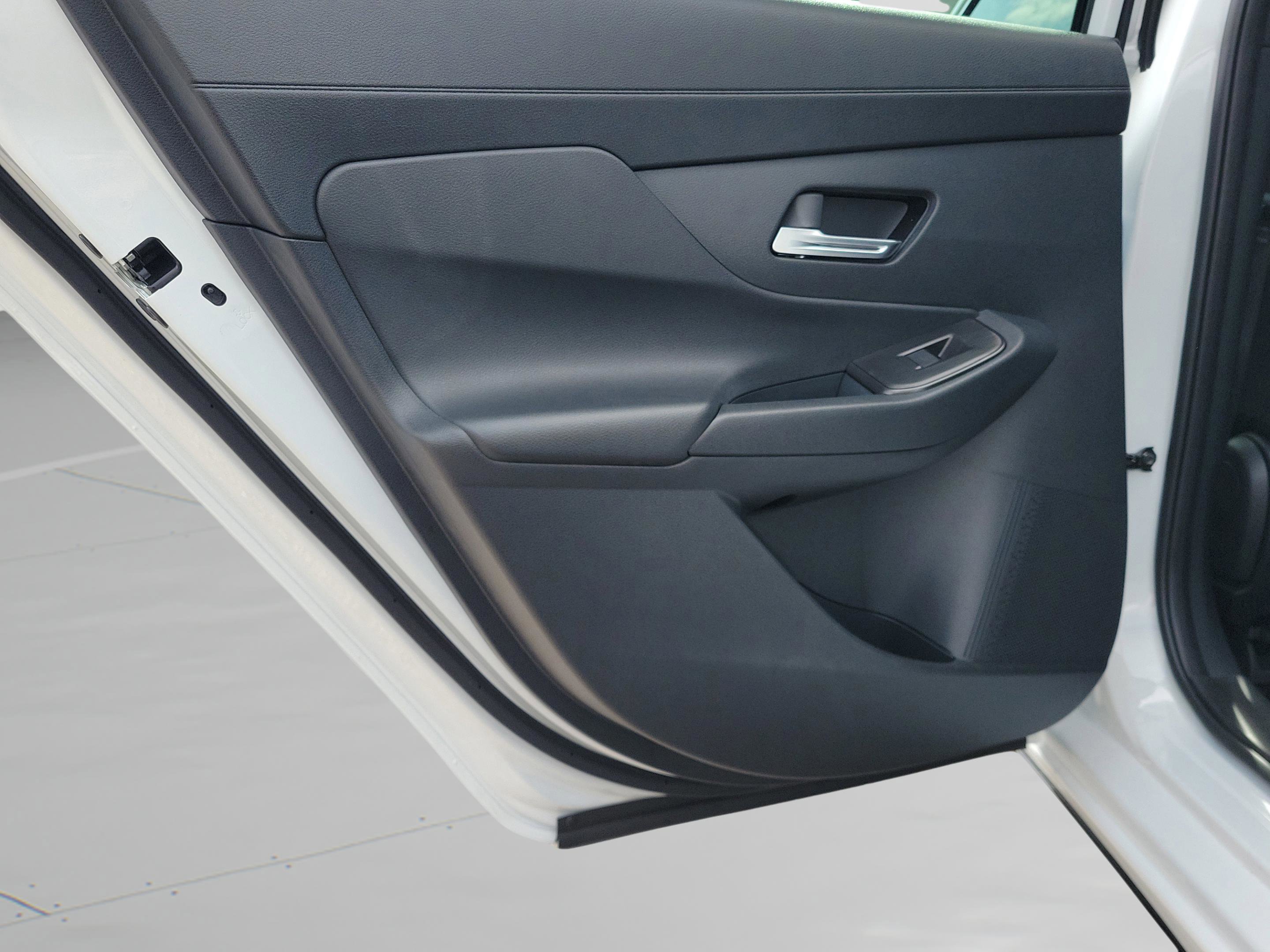 New 2026 Nissan Sentra SR w/ Floor Mat Package image 29