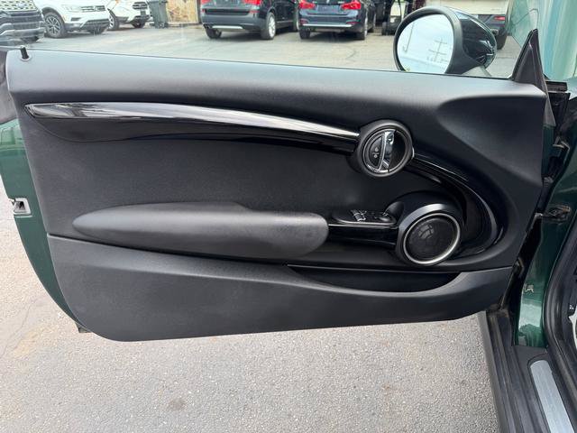 Used 2015 MINI Cooper S FWD image 9