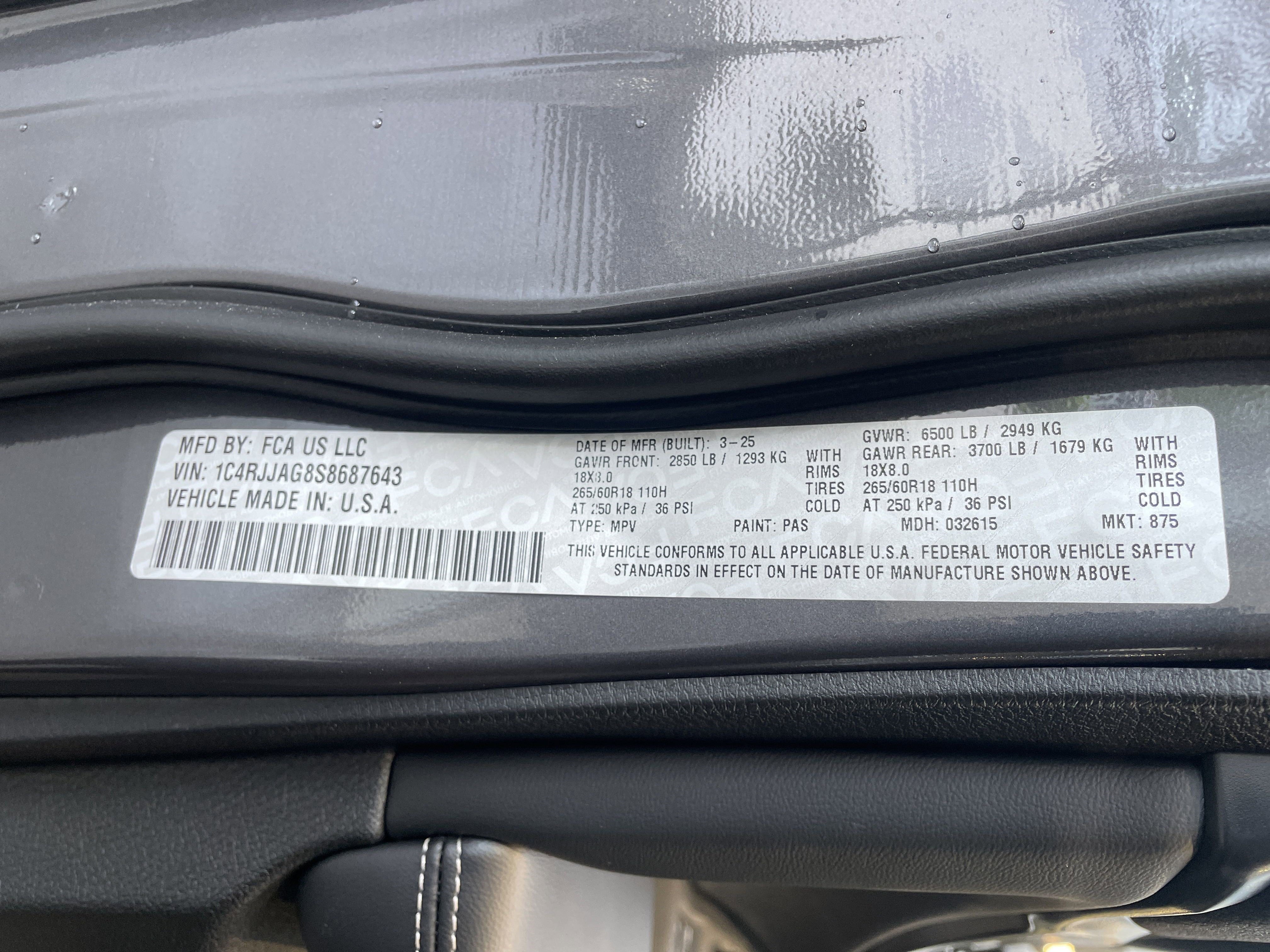 Certified 2025 Jeep Grand Cherokee L Laredo w/ Luxury Tech Group I RWD image 36