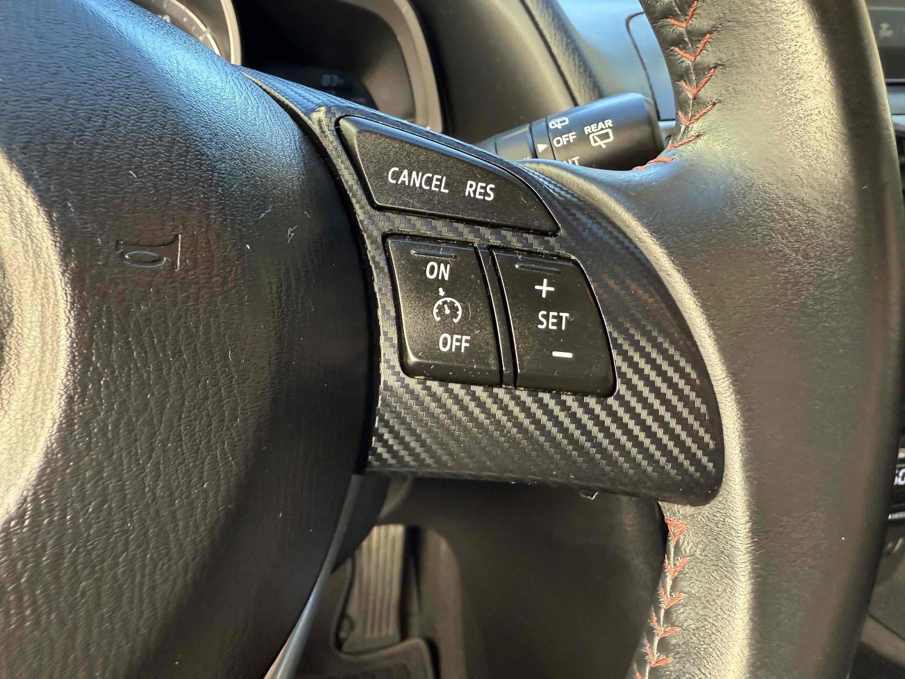 Used 2015 MAZDA MAZDA3 i Grand Touring image 36