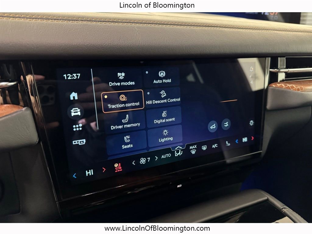 New 2025 Lincoln Navigator L Black Label image 39