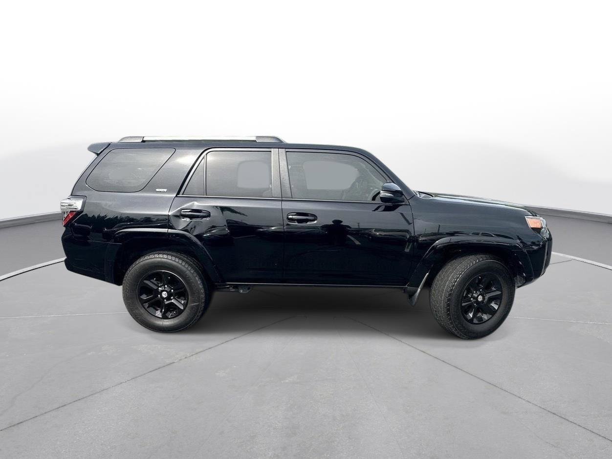 Certified 2020 Toyota 4Runner SR5 Premium w/ Moonroof Package AWD/4WD image 5