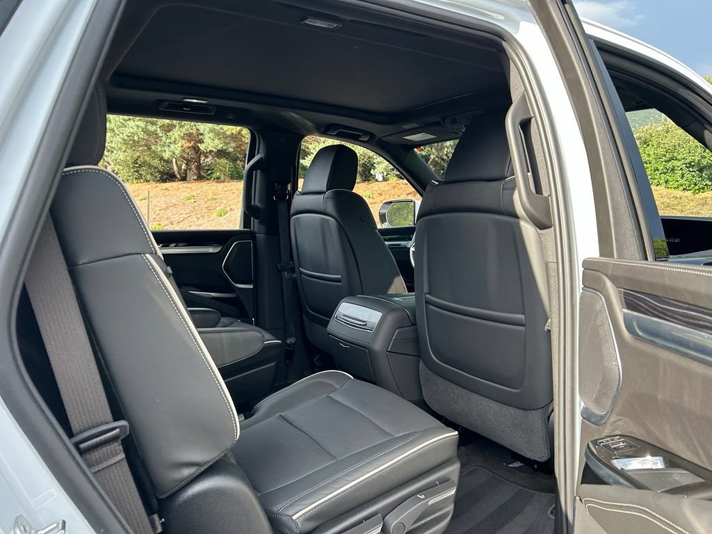Used 2026 Cadillac Escalade Sport w/ Touring Package AWD/4WD image 55