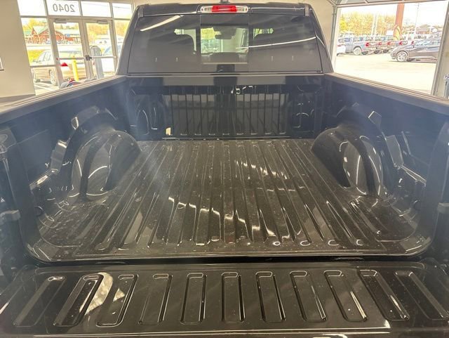 New 2026 RAM 1500 Express AWD/4WD image 8
