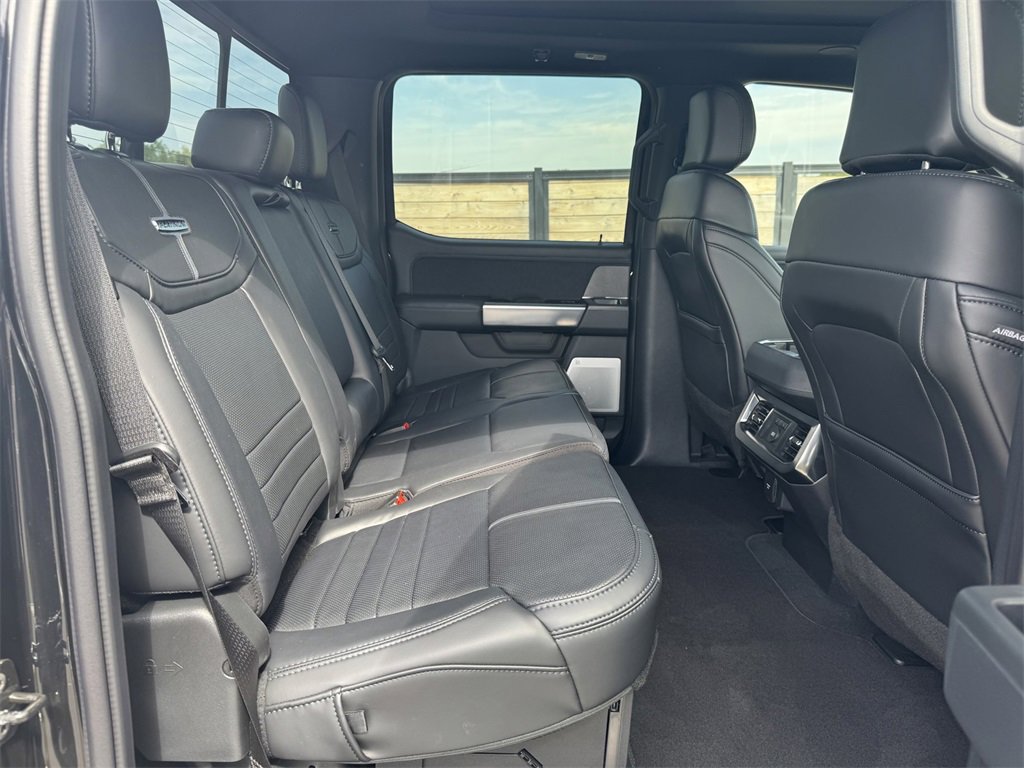 Certified 2025 Ford F250 Platinum image 12