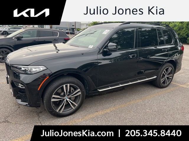 Used 2020 BMW X7 xDrive40i w/ M Sport Package AWD/4WD image 1
