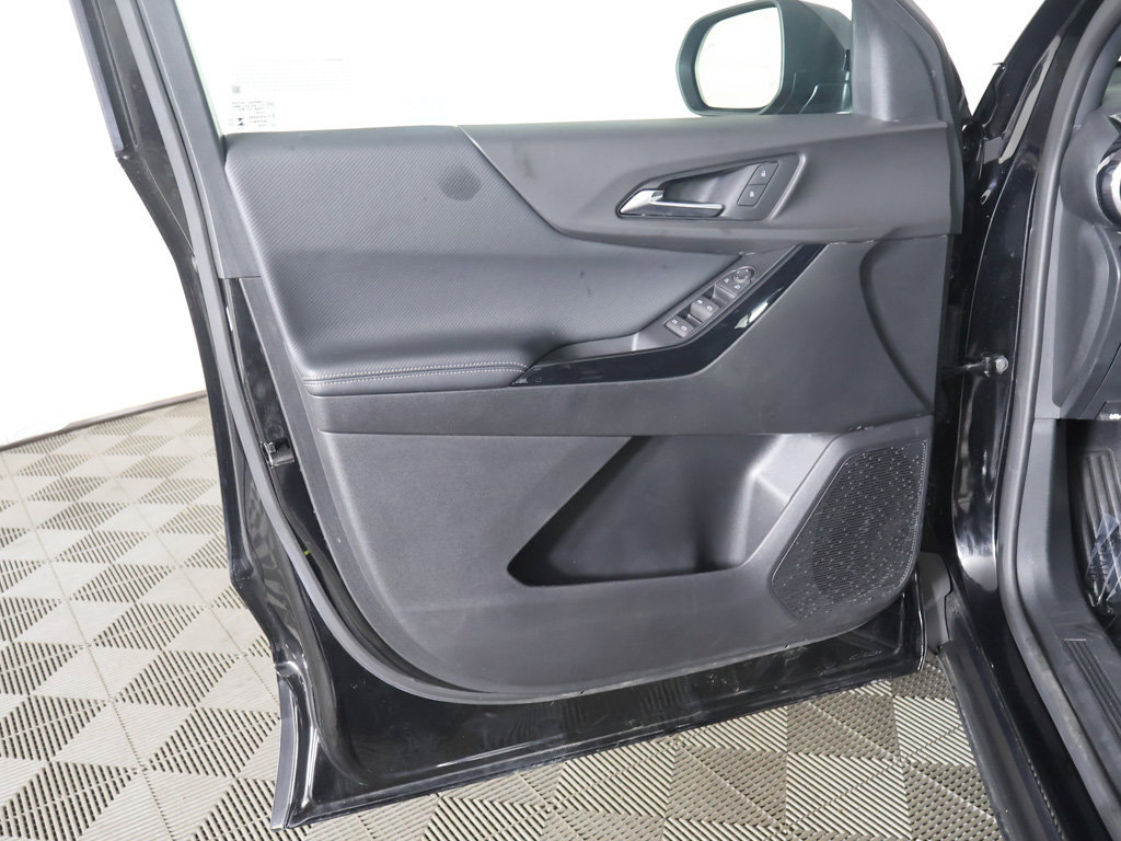 Used 2026 Chevrolet Equinox LT AWD/4WD image 25