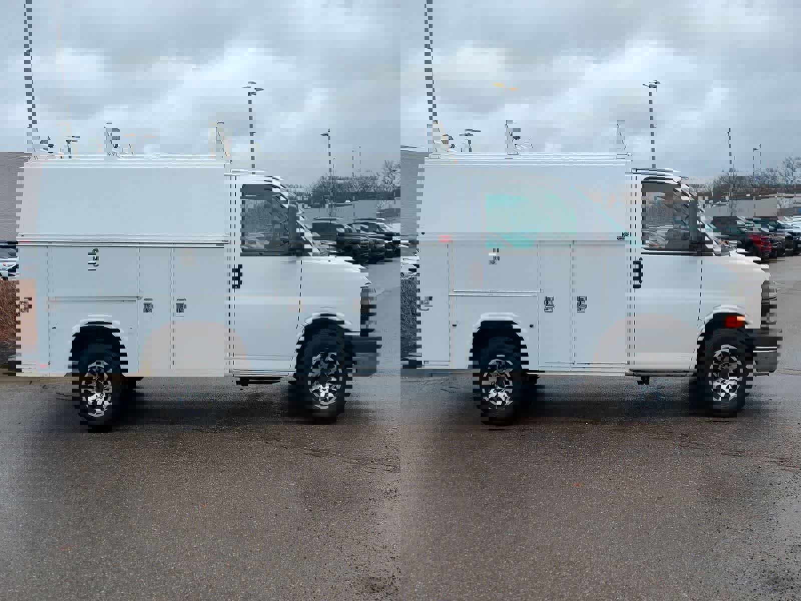 Used 2013 GMC Savana 3500 image 9