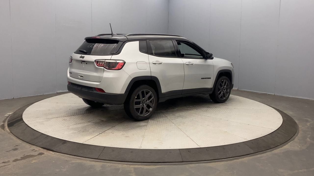 New 2026 Jeep Compass Limited AWD/4WD image 5