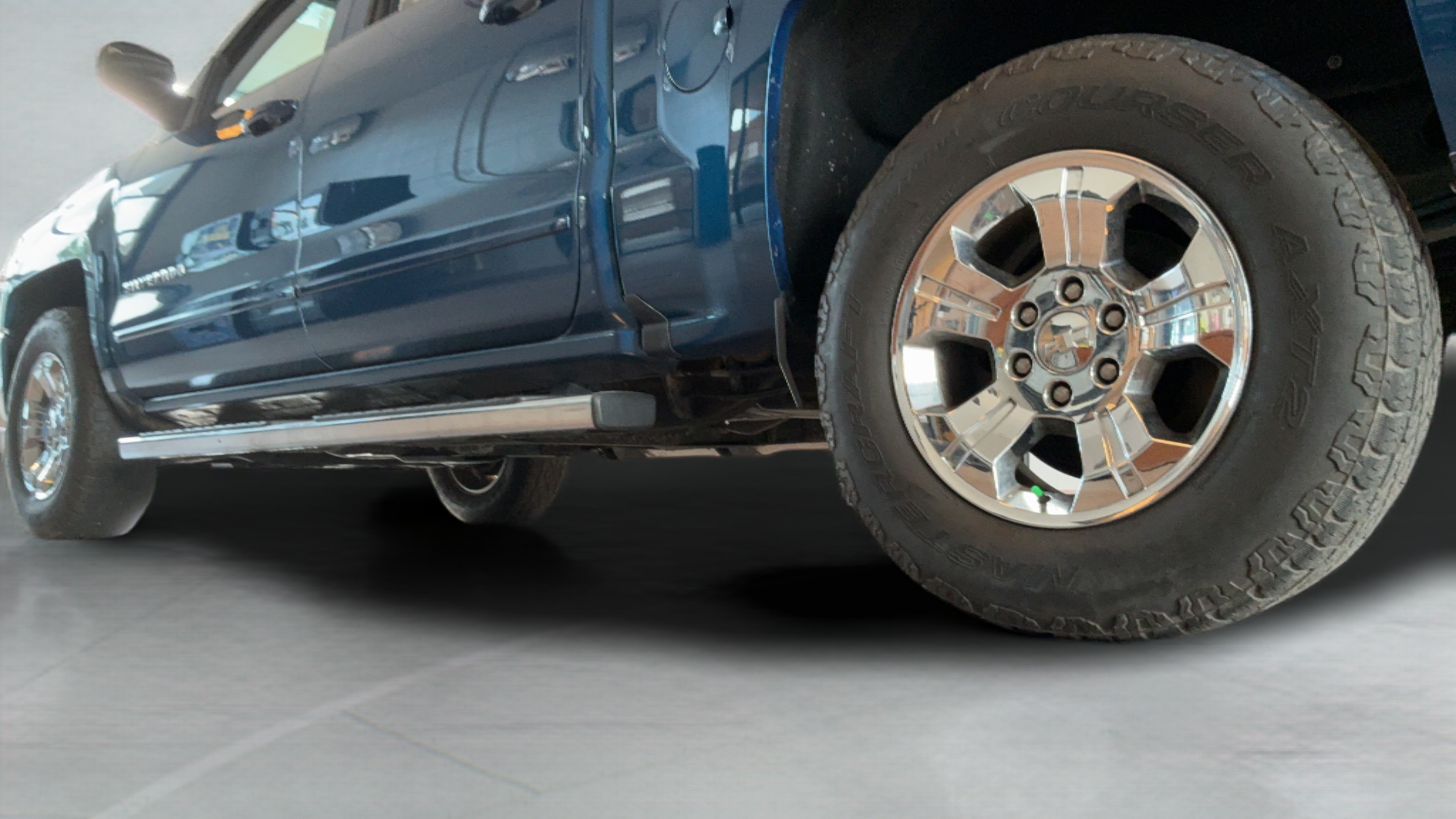 Used 2018 Chevrolet Silverado 1500 LT w/ All Star Edition AWD/4WD image 37