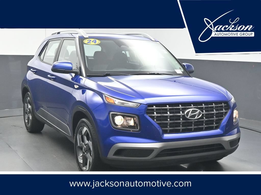 Used 2024 Hyundai Venue SEL FWD video 1