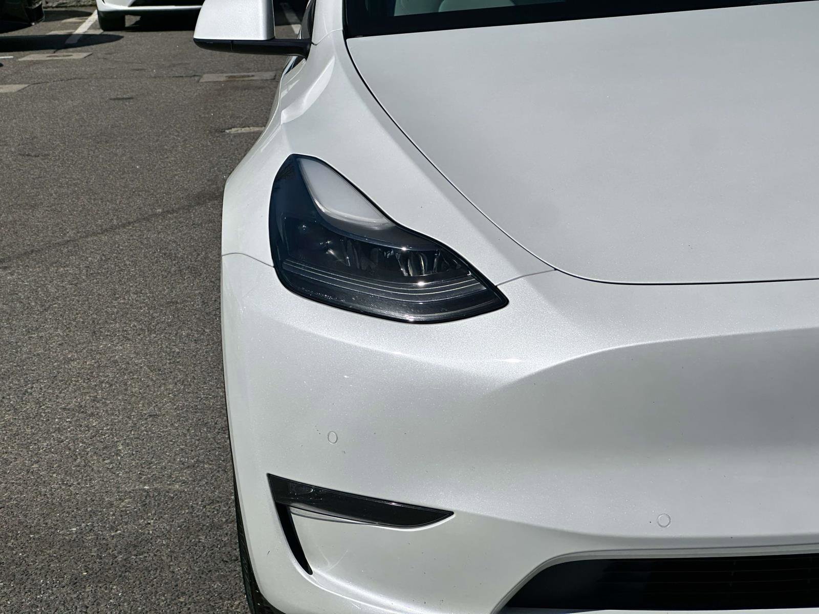 Used 2022 Tesla Model Y Performance AWD/4WD image 9