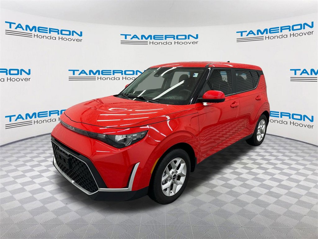Used 2024 Kia Soul LX w/ Option Group 015
