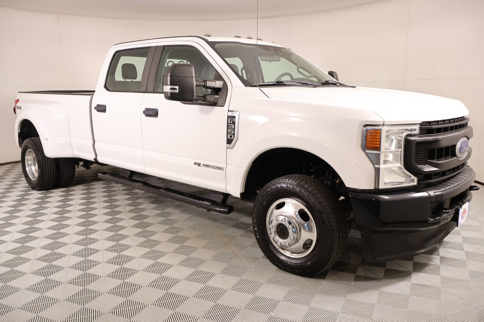Used 2020 Ford F350 XL w/ Power Equipment Group AWD/4WD image 1
