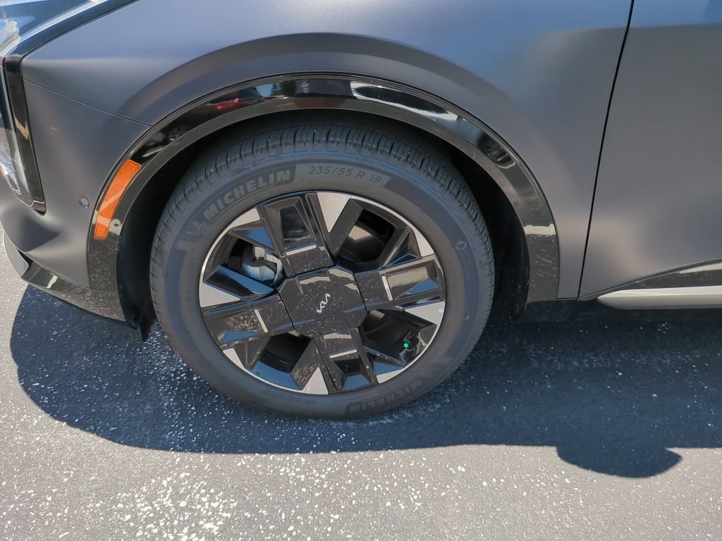 Certified 2026 Kia Sportage SX FWD image 22