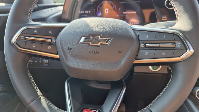 New 2027 Chevrolet Traverse Z71 w/ Enhanced Driving Package AWD/4WD image 33