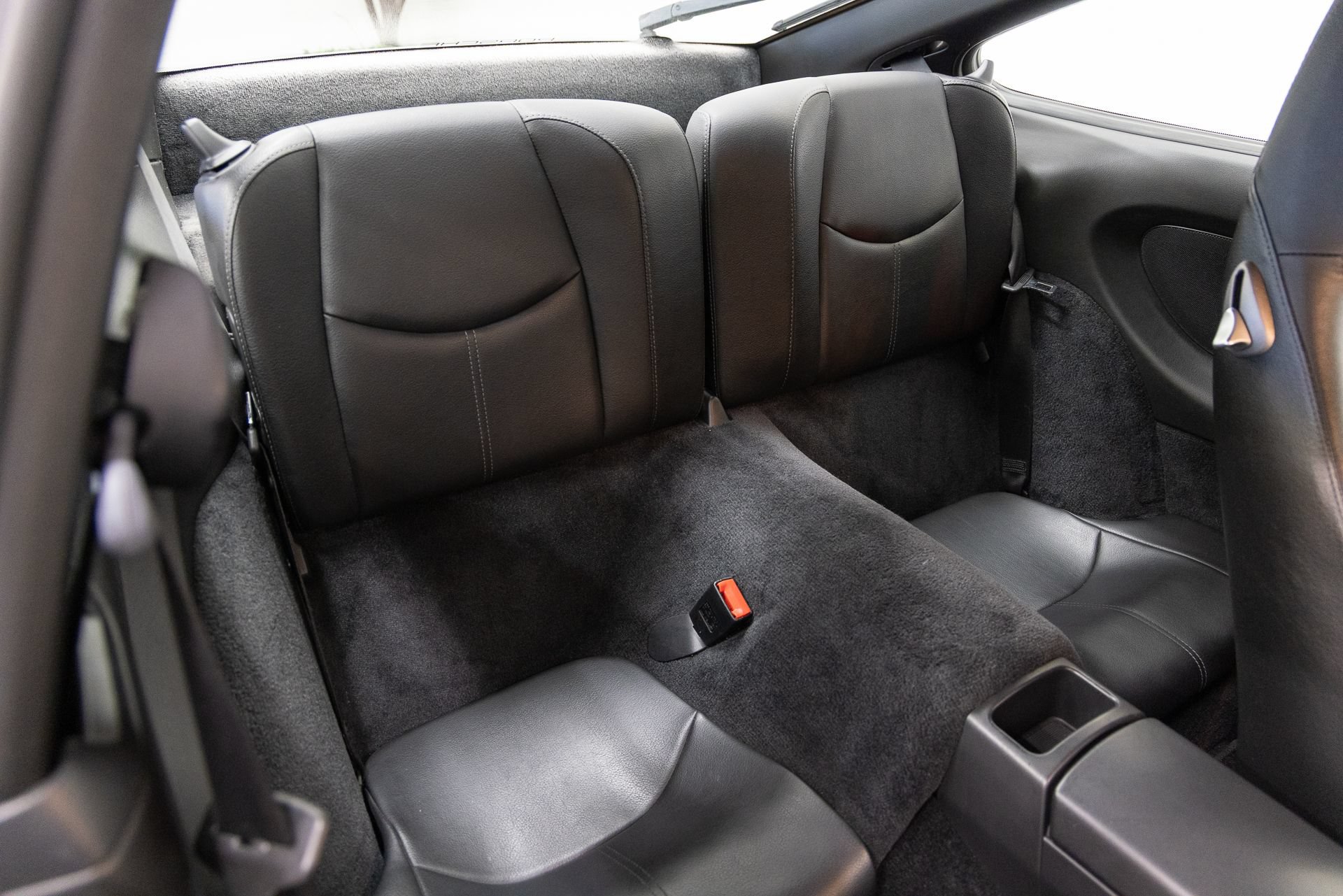 Used 2005 Porsche 911 Carrera RWD image 15