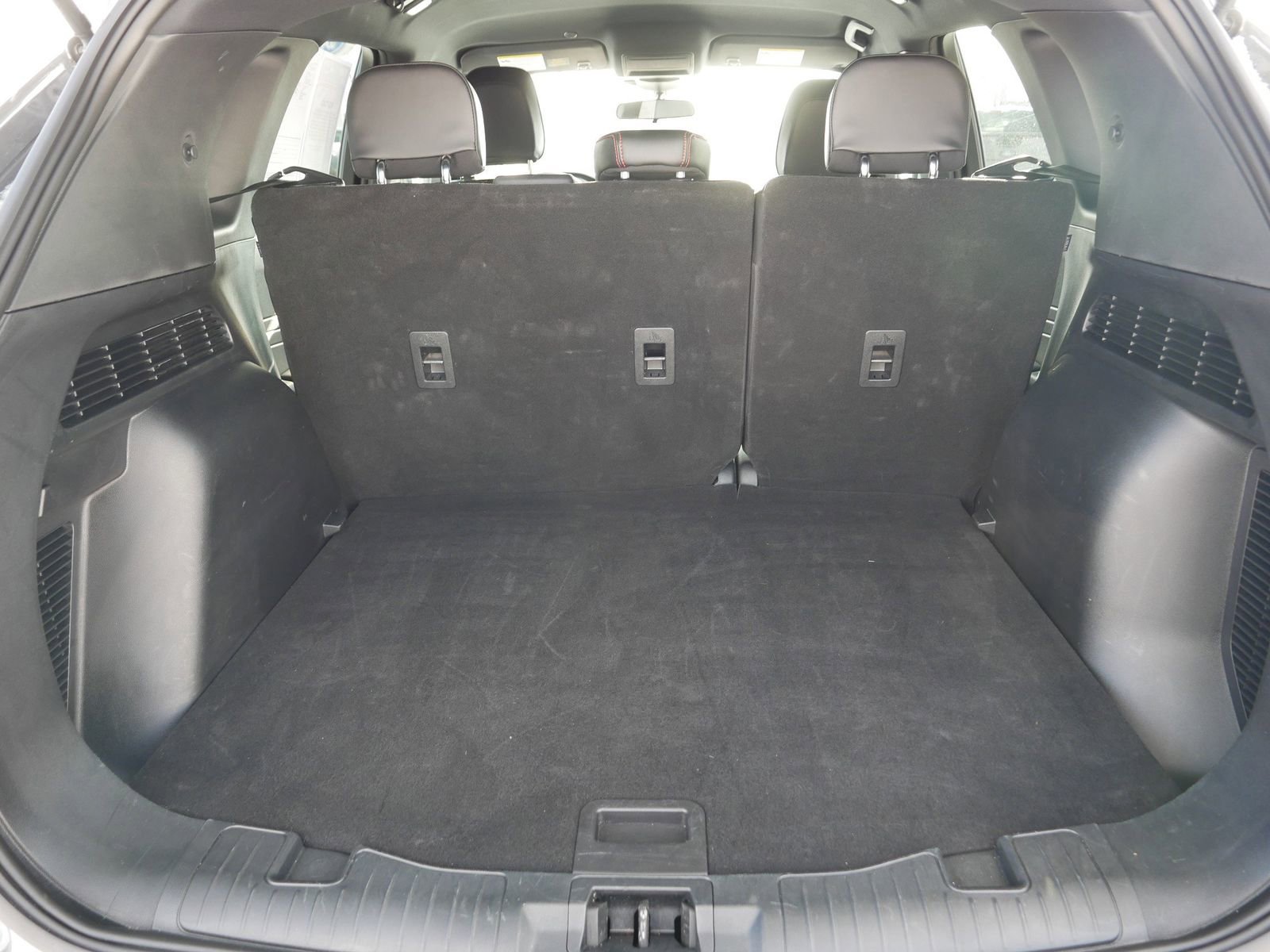 Certified 2025 Ford Escape ST-Line image 13