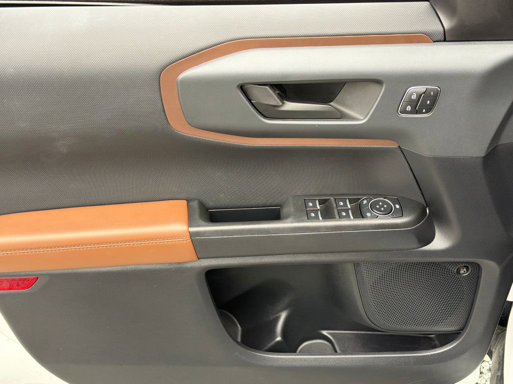 Used 2024 Ford Bronco Sport Outer Banks w/ Tech Package image 3